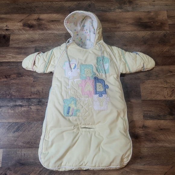 Vintage London Fog Infant Bunting Pram Bag 0-6 Months Heavy Winter Baby SnowSuit - Picture 1 of 5